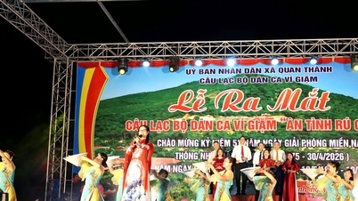 ឃុំ Quan Thanh សម្ពោធក្លឹបចម្រៀងប្រជាប្រិយ "An Tinh Ru Gam"។