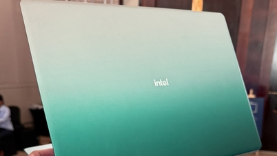 Компания Intel представила новый ноутбук, призванный конкурировать с MacBook Neo.