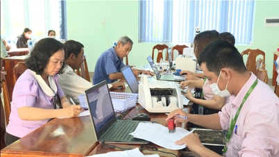 ដោះស្រាយបញ្ហាការងារ និងធានាសន្តិសុខសង្គម។