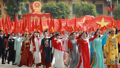 Sau tranh cãi 'lúa chín không cúi đầu', dân mạng 'đào lại' bài hát yêu nước triệu view của Bùi Trường Linh