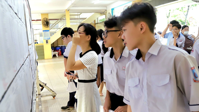 Ho Chi Minh-staden lägger till ytterligare fem offentliga gymnasieskolor i sitt system för antagning till årskurs 10.