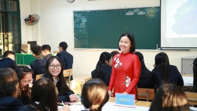 Stipendia pro studenty s nejlepšími výsledky a jak veřejné školy podporují studenty s vysokými výsledky.