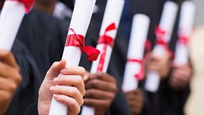 Yurt dışındaki kurumlardan çevrimiçi eğitim yoluyla alınan diplomalar tanınacaktır.