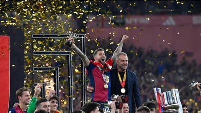 Trainer Hansi Flick verlengt het contract van Barça om koste wat kost de Champions League te winnen.