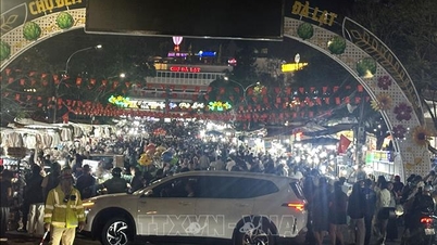 O turismo em Lam Dong fica bastante movimentado durante o feriado.
