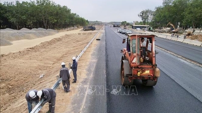 Maintaining construction pace at key projects in Dong Nai