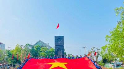 The non-stop holidays of Nghe An's youth.