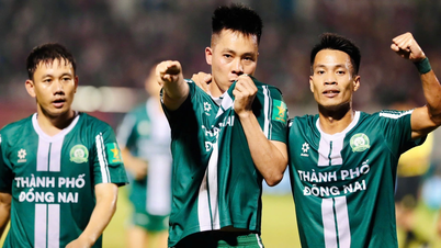 Truong Tuoi Dong Nai - Thanh Nien Ho Chi Minh City (نیمه اول) 2-0: Minh Vuong امتیاز را افزایش داد.