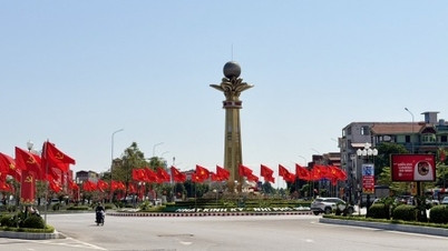 استان هونگ ین به دنبال سرمایه‌گذار برای چهار پروژه مسکن اجتماعی با مجموع سرمایه‌گذاری بیش از 10100 میلیارد دونگ ویتنام است.