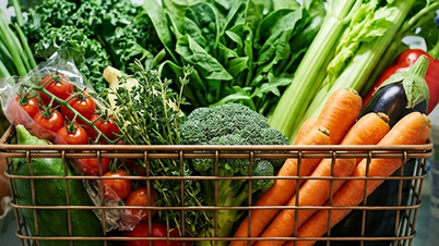 How do vegetables lose nutrients when stored in the refrigerator for a long time? A fact few people realize.