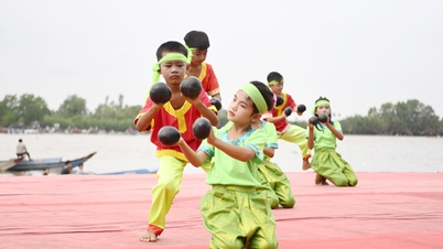 Melestarikan seni tarian tempurung kelapa