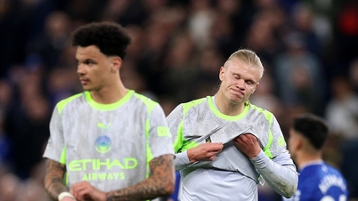 Manchester City mühte sich, gegen Everton ein Unentschieden zu erzielen, Arsenal feierte.