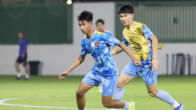 U17 Việt Nam làm quen điều kiện thi đấu ở Saudi Arabia