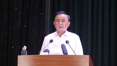 Thường trực Ban Bí thư: Những thủ tục không cần thiết, phải mạnh dạn bãi bỏ