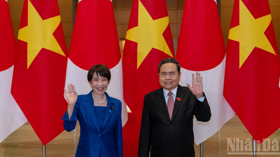 [Foto] Předseda Národního shromáždění Tran Thanh Man se setkal s japonským premiérem Takaiči Sanae