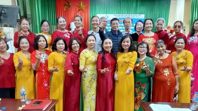 Mong MTTQ Việt Nam nâng cao vai trò của phụ nữ trong xây dựng, củng cố khối đại đoàn kết toàn dân tộc
