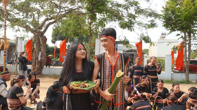Merekonstruksi upacara pernikahan Jrai di desa Kep.