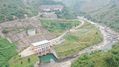 Annonce concernant le plan de lâcher d'eau en cas de crue du réservoir hydroélectrique de Nam Cun (commune de Muong Bo)