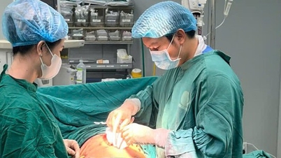Έχοντας χάσει σχεδόν 2 λίτρα αίματος, η 17χρονη ασθενής γλίτωσε τον θάνατο.