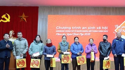 Xuan Mai utiliza eficazmente os fundos de assistência social, difundindo o espírito de solidariedade comunitária.