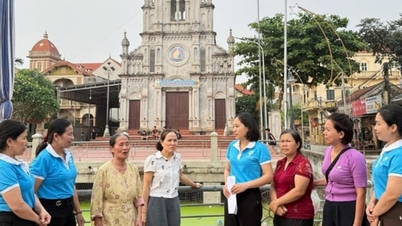 Komitee der Vaterländischen Front der Gemeinde Thuong Phuc: Erfolgreiche Verbreitung von Informationen zur Landräumung dank des Geheimnisses „5 Clear“.