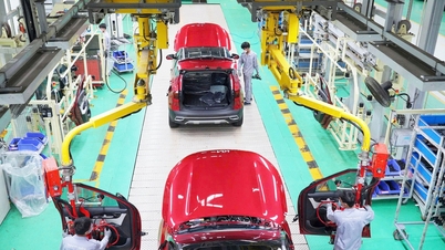 自動車産業は規制対象事業分野から除外されるべきだろうか？