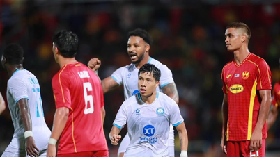 Menyia-nyiakan peluang, Nam Dinh kalah dari Malaysia di leg pertama semifinal Liga Champions Asia Tenggara.