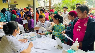 Die erste Phase der Gesundheitsuntersuchung und Tuberkulose-Screening-Untersuchung der Gemeinde Duong Thuong im Jahr 2026.