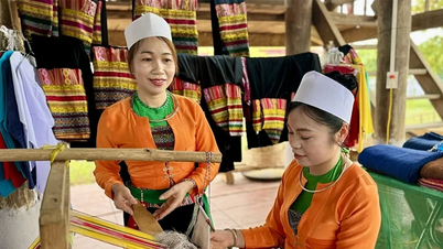 "Att hålla den etniska Muong-kulturens låga vid liv" i Dai Dong.