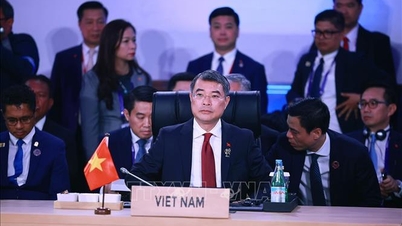Il Primo Ministro Le Minh Hung ha presentato delle proposte affinché l'ASEAN risponda alle molteplici sfide.