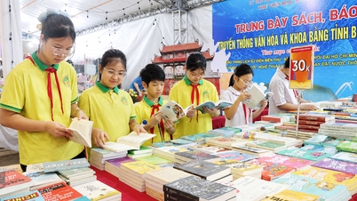Пропаганда нашей родины через страницы книги.