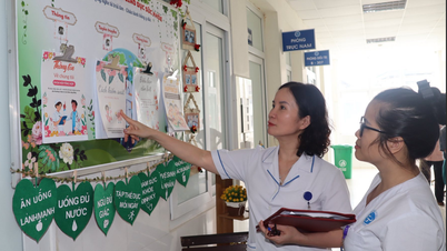 Lao Cai - Gesundheitszentrum des Bezirks Cam Duong: Lebhafter Wettbewerb "Kommunikationsecke - Gesundheitserziehung" zur Feier des Internationalen Tages der Pflegekräfte am 12. Mai.