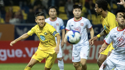 Klubbene Thanh Hoa og Hai Phong står overfor et «rødt varsel»: Hvis økonomien deres ikke er tilstrekkelig, vil de rykke ned fra V-League.