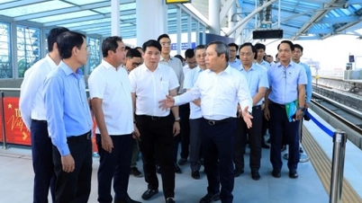 Liderii orașului Hanoi inspectează funcționarea liniei de metrou Nhon - Stația Hanoi și îndeamnă la progrese în ceea ce privește stația de metrou S12.