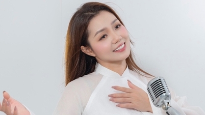 گلوکار Nguyen Ngoc Anh نے مدرز ڈے پر تحفہ دے کر سب کو حیران کر دیا۔