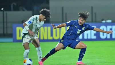 Thajský tým do 17 let čelí „bouři kritiky“ za předčasné vyřazení, pronesl trenér Marco Gockel bolestné prohlášení.