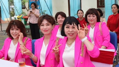 Bạn bè quốc tế nói gì về Lễ hội Hoa Phượng Đỏ Hải Phòng?