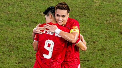 하노이 경찰팀 대 남딘팀 (전반전) 1-1: 응옥손 동점골.