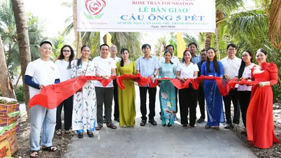 Xã Long Phú khởi công 2 căn nhà Đại đoàn kết và khánh thành cầu Ông 5 Pét