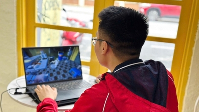 Following the "Pho Anh Hai" craze, a Hanoi University of Technology student launches a new game project.