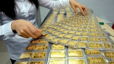 Cena złota SJC spada do 166,4 mln VND.