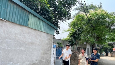 होआ लाक कम्यून मतदाताओं की सभी राय और सुझावों को सुलझाने पर ध्यान केंद्रित कर रहा है।