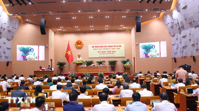 Hanoi antar flera resolutioner om infrastrukturavgifter och markanvändning.