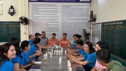 Launching the 2026 Workers' Month: Hai Phong Port Trade Union promotes the development of a workplace safety culture, contributing to ensuring jobs and income for workers.