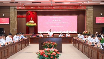 Hanoi Parti Sekreteri Tran Duc Thang: Dijital dönüşüm somut sonuçlar doğurmalı, israftan kaçınılmalıdır.
