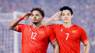 Le duo Dinh Bac - Xuan Son permettra-t-il à l'équipe nationale vietnamienne de remporter la Coupe AFF ?