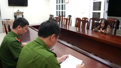 Professional thief arrested at Dong Ba Market.