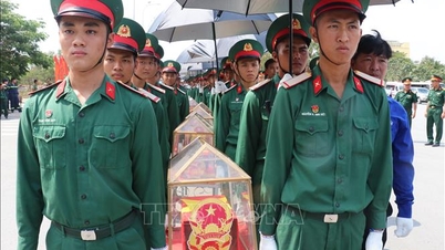 Tay Ninh: Tar emot 158 ​​kvarlevor av vietnamesiska frivilliga soldater och experter som dog i Kambodja.