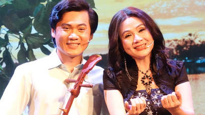 ผู้เขียน หวินห์ อานห์ รู้สึกสะเทือนใจขณะชมละครเรื่อง "ท่วงทำนองแห่งน้ำตา"