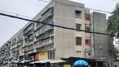 Bandar Raya Ho Chi Minh: Mendesak pengubahsuaian dan pembinaan semula bangunan pangsapuri lama yang usang.